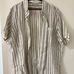 Everlane Men's Striped Button Down short sleeve Shirt - White and Black